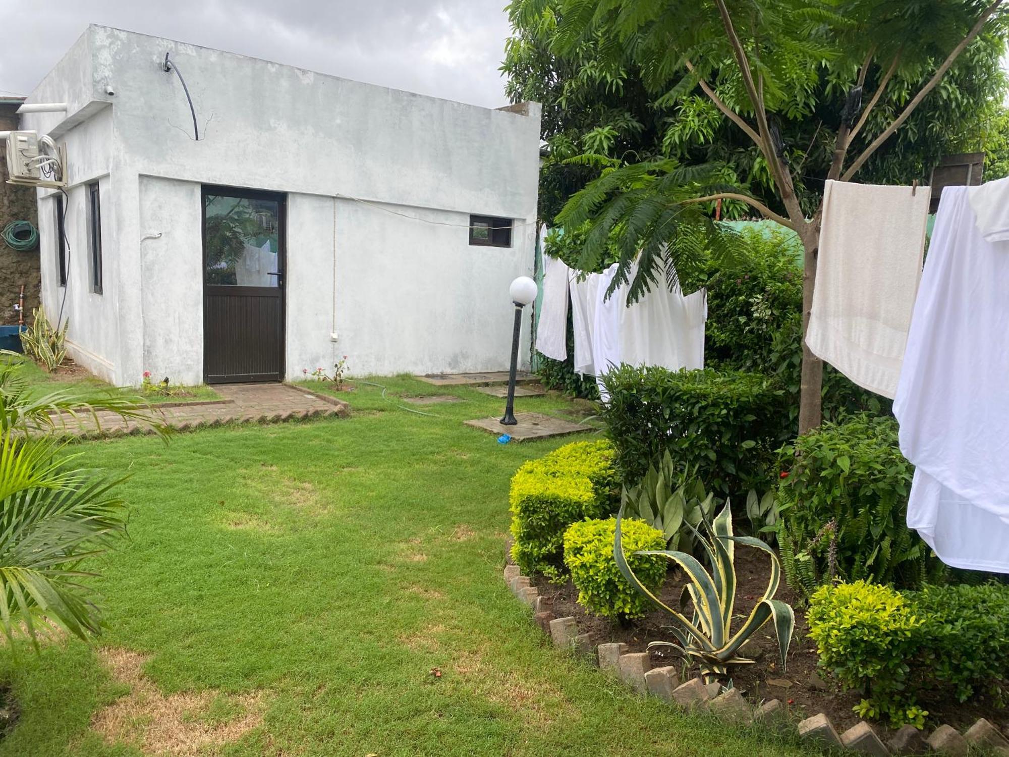 Aeropark Residencial Hostel มาปูโต ภายนอก รูปภาพ