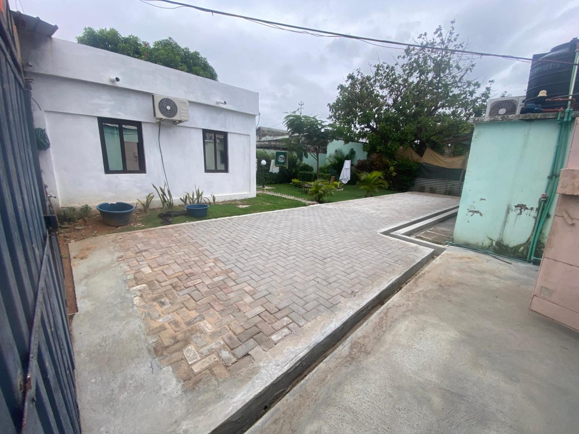 Aeropark Residencial Hostel มาปูโต ภายนอก รูปภาพ
